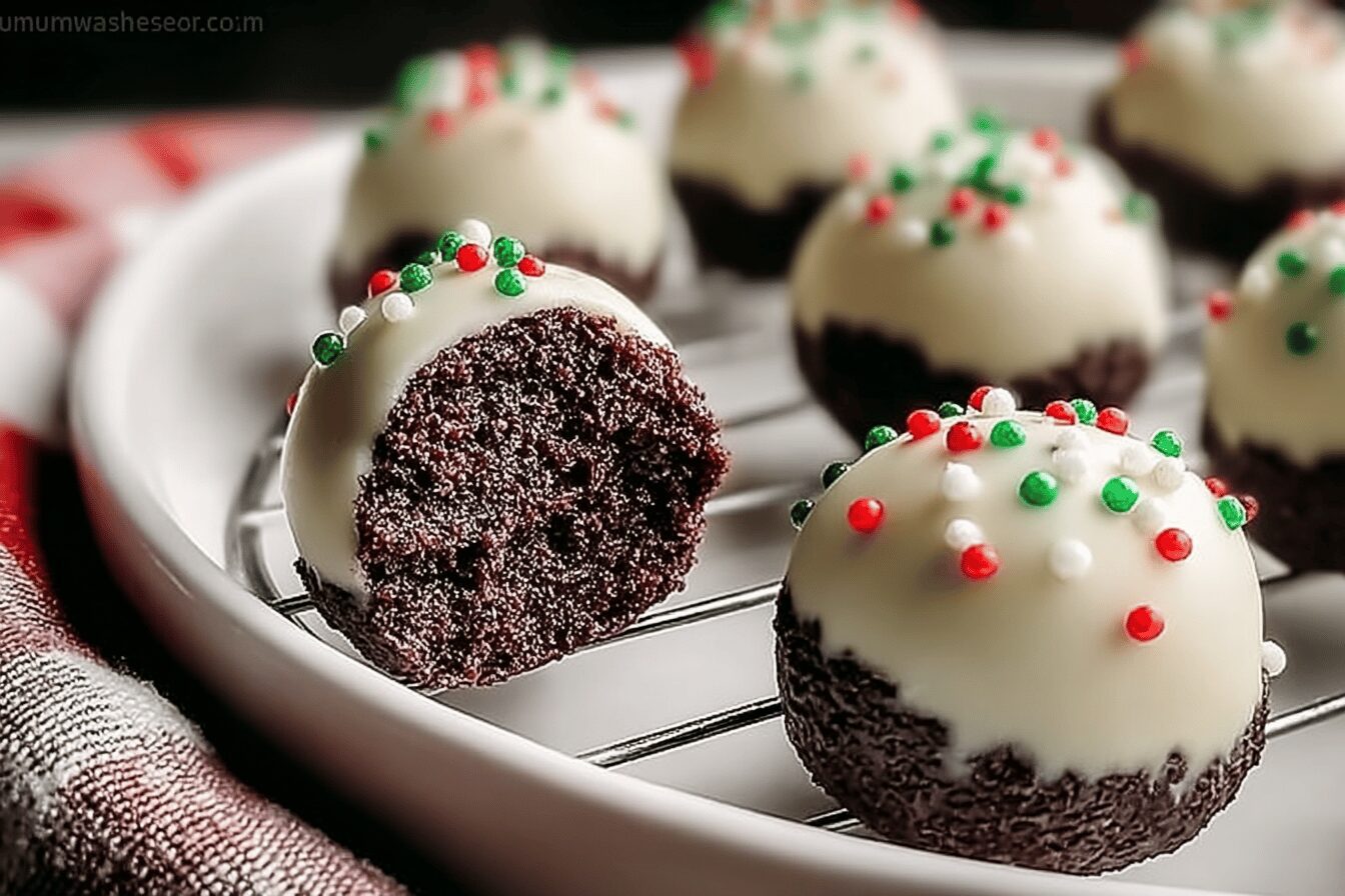 Christmas Oreo Balls
