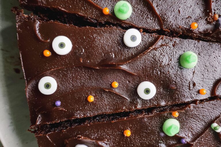 Chocolate Ganache Cake 25.Png